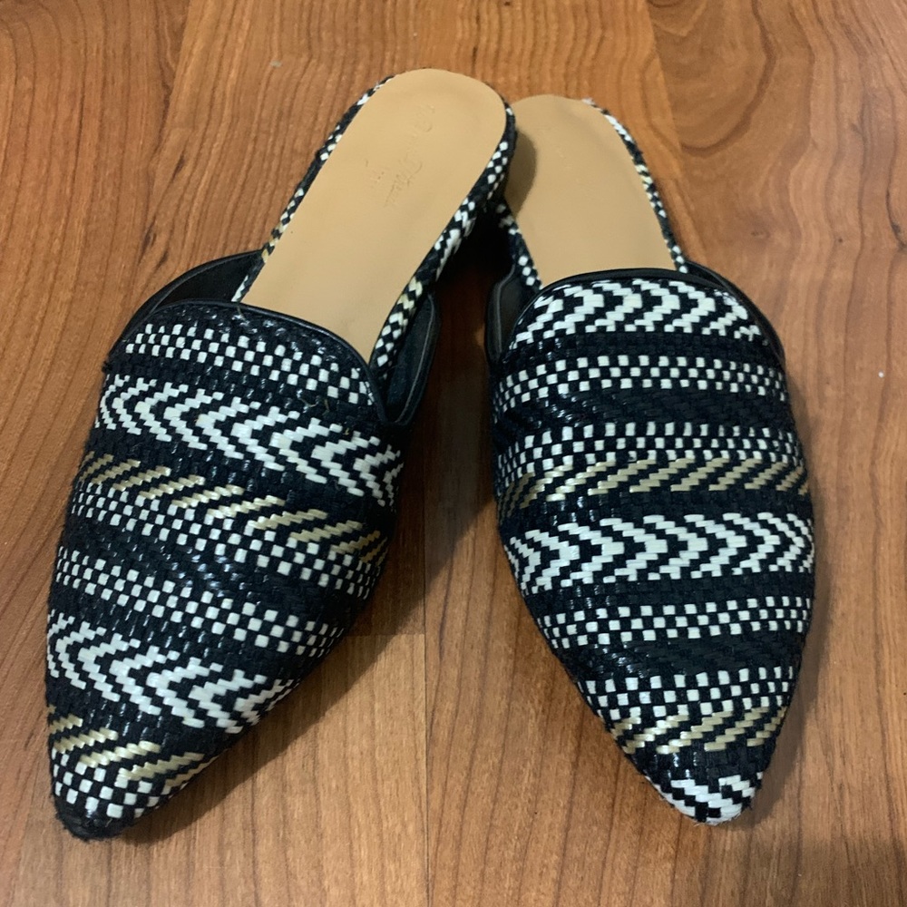 Universal Thread Slide On Flats Size 6 1/2 - image 3